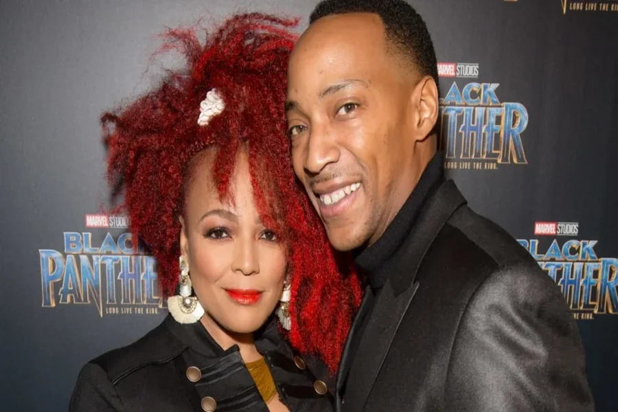kim fields husband age